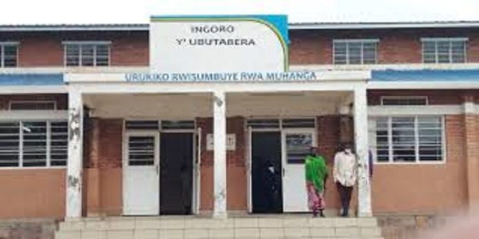 Urukiko rukuru rwa Muhanga