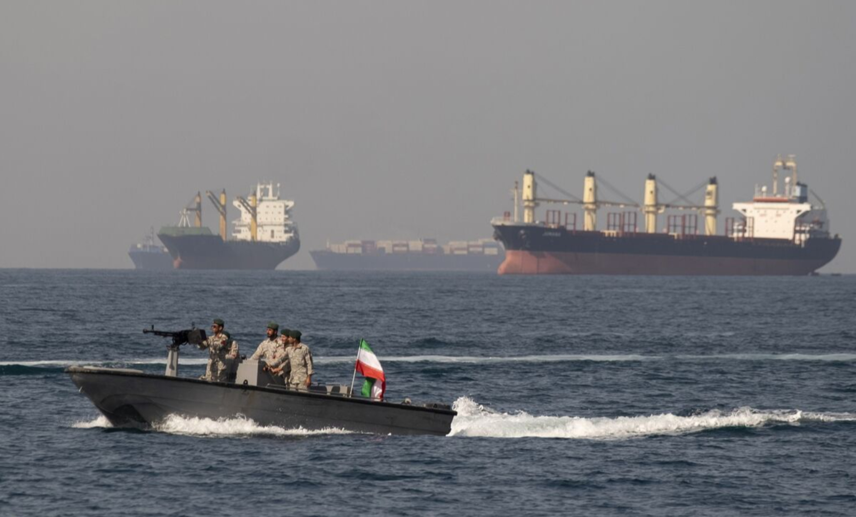 Ingabo za Iran muri Hormuz